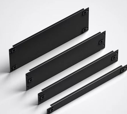 Dispositivo di rete 1U 2U 3U 4U pannello cieco per porta d'ingresso