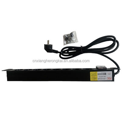 Tipo francese PDU16A 250vac European Socket Rack Mount Smart PDU Server