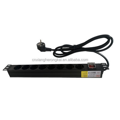 Tipo francese PDU16A 250vac European Socket Rack Mount Smart PDU Server